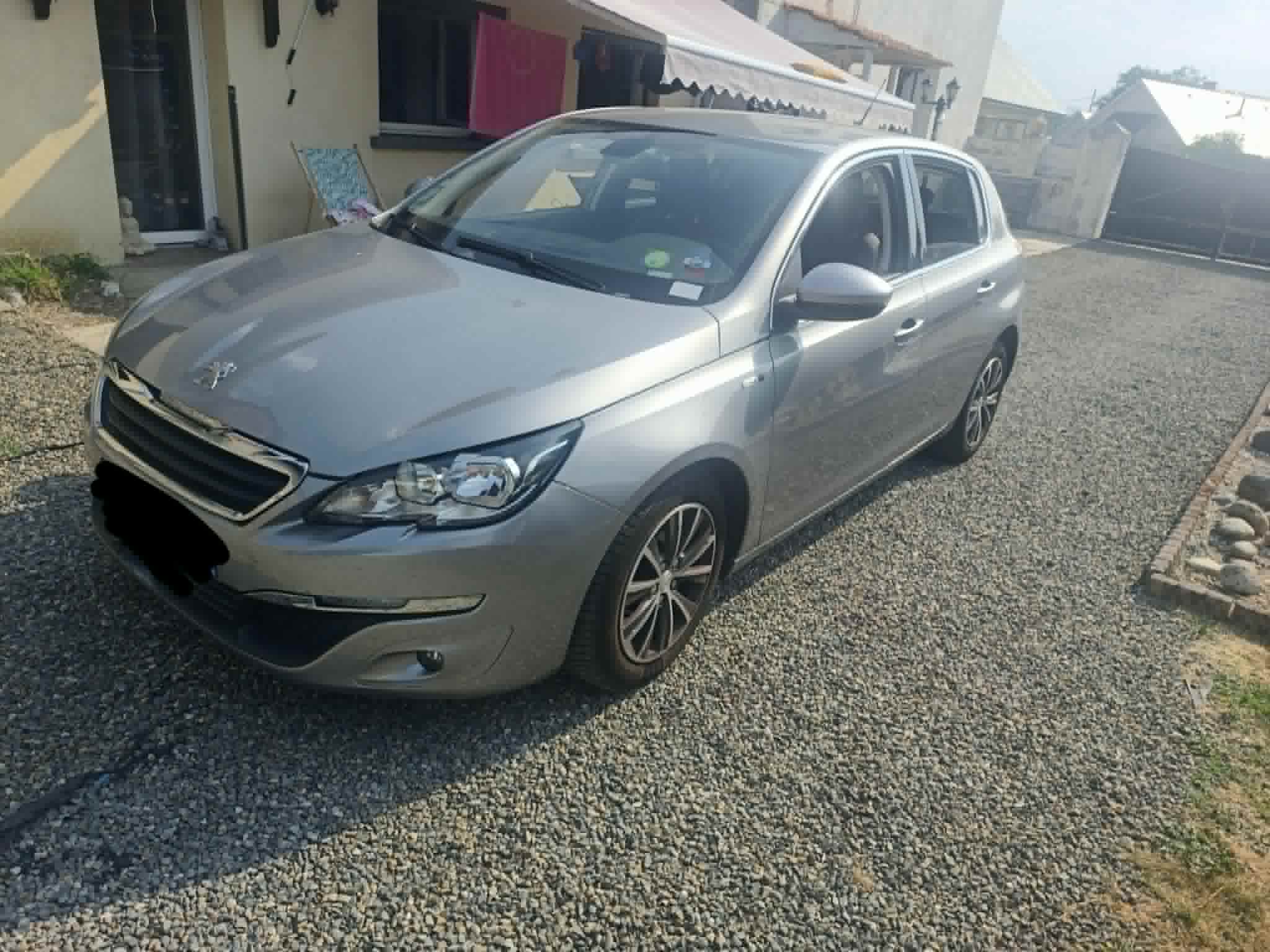 Avant — Peugeot 308 1.6 BlueHdi 120 Cv