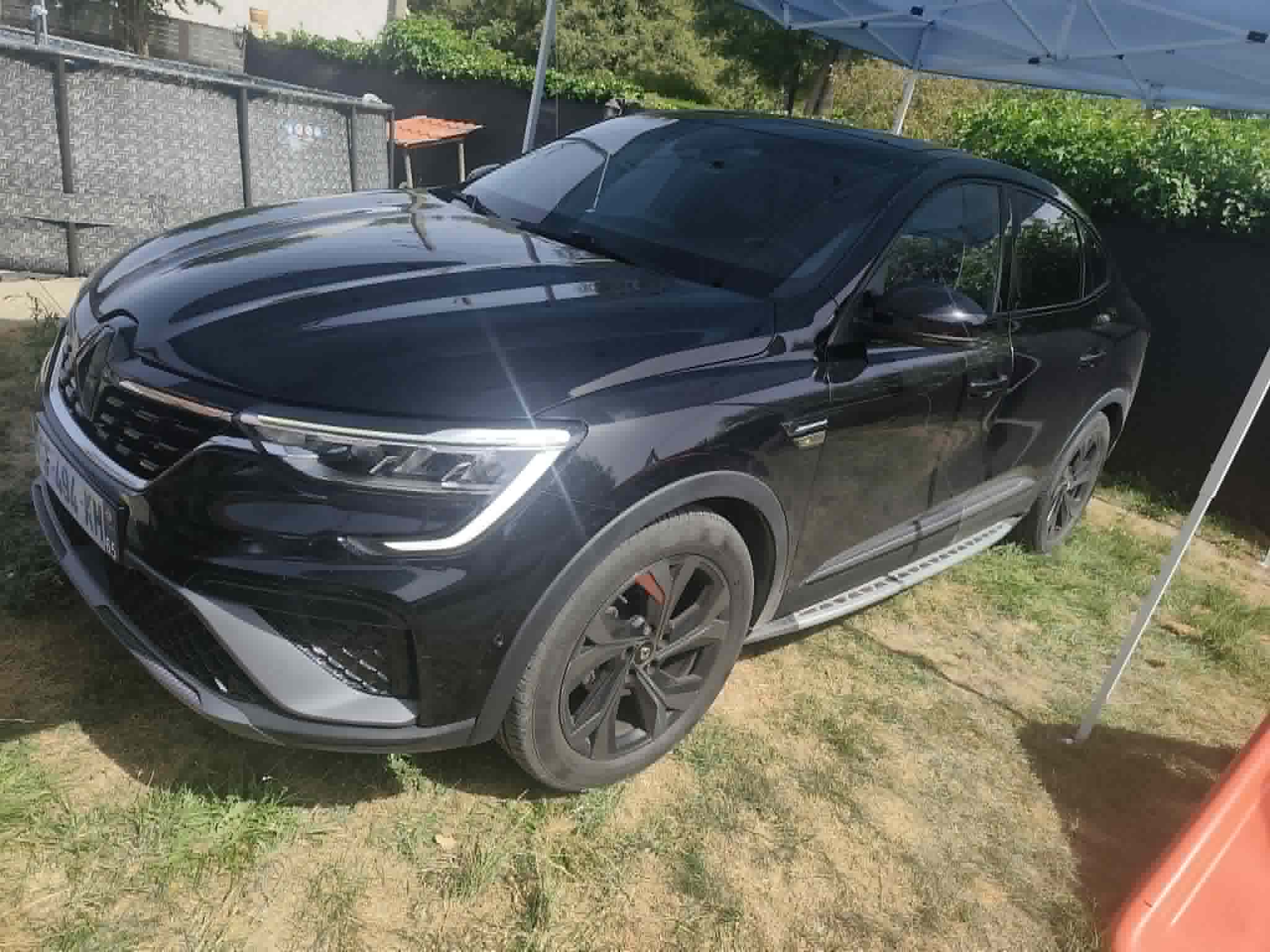Avant — Renault Arkana Rsline 1.3 TCE 160cv